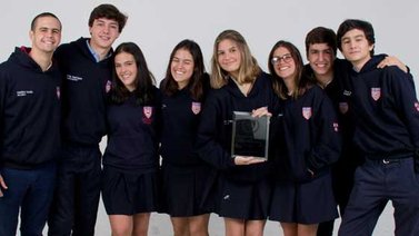 Chamos del San Ignacio de Loyola logran reconocimiento como Mejor Delegación Internacional