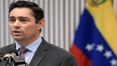 Carlos Vecchio afirmó que no hay espacio de neutralidad ante una dictadura