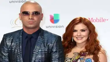 Wisin comenta cómo ha superado la pérdida de su hija Victoria Wisin comenta cómo ha superado la pérdida de su hija Victoria