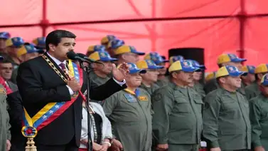 Maduro pide a la FAN fortalecer nuevo liderazgo militar para la paz Maduro pide a la FAN fortalecer nuevo liderazgo militar para la paz