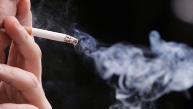 Fumar debilita el sistema inmunológico y causa daños crónicos a los pulmones