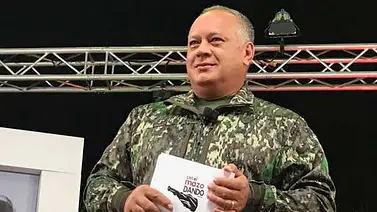 Cabello a embajada de EEUU: A lo mejor se va la luz en ese sector Cabello a embajada de EEUU: A lo mejor se va la luz en ese sector
