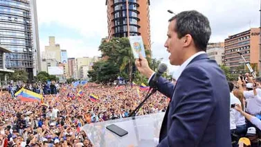 Guaidó: "Ninguna embajada tiene que irse"