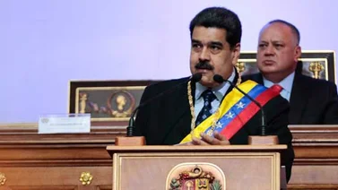 Ejecutivo enfatizó que castigará con "mano de hierro" la "traición" de funcionarios públicos