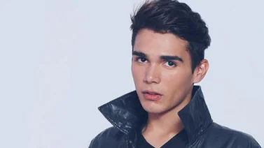 Jhonaz, de Youtube a la radio y TV