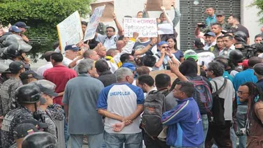 Distintos gremios pidieron a la Defensoría garantizar sus derechos laborales