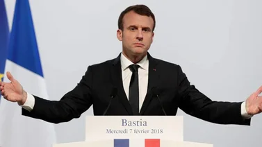 Macron consideró que la UE necesita una refundación "en profundidad"