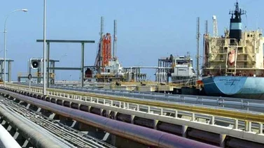 Reuters: Pdvsa evalúa una segunda operación para transferir petróleo en altamar