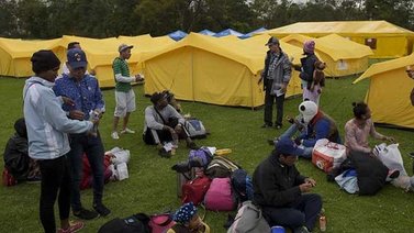 Informaron de disturbios en campamento humanitario de venezolanos en Bogotá por alimentos
