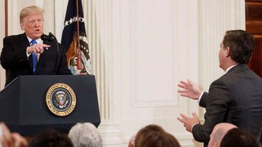 CNN demanda a Trump por vetar el acceso a la Casa Blanca a su corresponsal