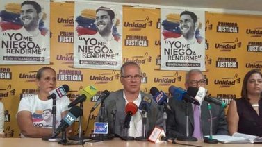 Abogado y familiares denunciaron deterioro de la salud del diputado Juan Requesens