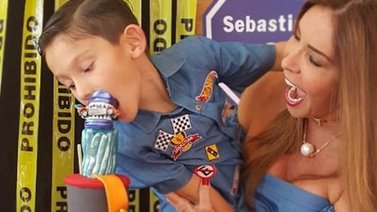 El hijo de Viviana Gibelli conmovió las redes sociales con un mensaje en uno de sus exámenes