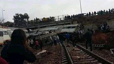 Al menos seis muertos y 72 heridos al descarrilarse tren en Marruecos