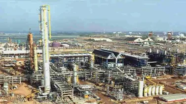 Evacuado el complejo petroquímico El Tablazo en Zulia por colapso de tanque de etileno