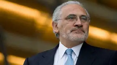 El candidato boliviano Carlos Mesa pide que se levante su secreto bancario El candidato boliviano Carlos Mesa pide que se levante su secreto bancario