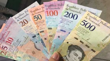 El bolívar se devalúa 4,25 % tras 10 subastas en el mercado oficial