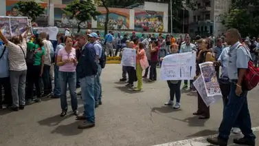 Trabajadores amenazan con arreciar protestas contra el Gobierno Trabajadores amenazan con arreciar protestas contra el Gobierno