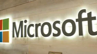 Microsoft renueva la línea Surface y sorprende con sus primeros auriculares