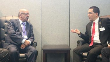 Jorge Arreaza se reunió con el canciller argelino Abdelkader Messahel