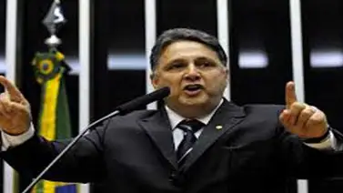 Uno de los candidatos favoritos para Gobierno de Río es declarado inelegible Uno de los candidatos favoritos para Gobierno de Río es declarado inelegible