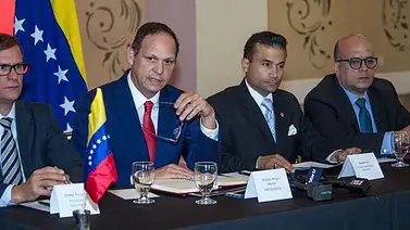 Alzuru y Rebolledo informan que no formarán más parte del TSJ en el exilio Alzuru y Rebolledo informan que no formarán más parte del TSJ en el exilio
