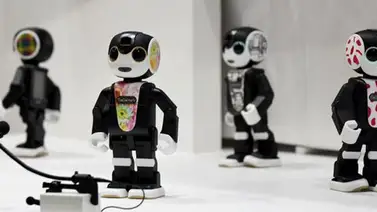 El mini-robot humanoide japonés Robohon ejercerá de guía turístico en Kioto El mini-robot humanoide japonés Robohon ejercerá de guía turístico en Kioto