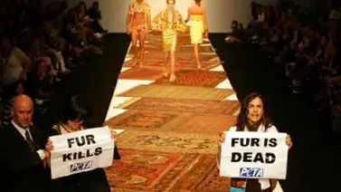 Los diseñadores prescinden de las pieles en la semana de la moda de Londres Los diseñadores prescinden de las pieles en la semana de la moda de Londres