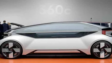 Volvo presentó su automóvil modelo 360c donde podrás dormir o realizar otra actividades