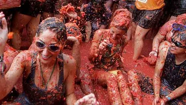 Guerra de Tomates: La Tomatina tiró más de 100 toneladas en España