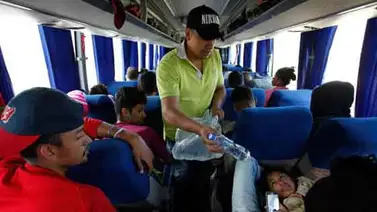 Crean "corredor ciudadano" para trasladar en autobús a venezolanos hasta Perú Crean "corredor ciudadano" para trasladar en autobús a venezolanos hasta Perú