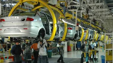 La producción de vehículos en Argentina baja un 13,4 % interanual en junio