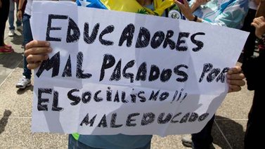 Paro de profesores no será indefinido