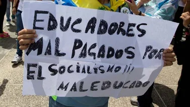 Paro de profesores no será indefinido