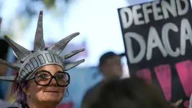 Administración de Trump defiende que su orden sobre inmigración es "legal" Administración de Trump defiende que su orden sobre inmigración es "legal"