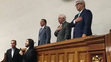 Gilber Caro y Renzo Prieto fueron juramentados en la Asamblea Nacional Gilber Caro y Renzo Prieto fueron juramentados en la Asamblea Nacional