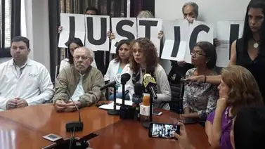 Los médicos no se quedarán callados Los médicos no se quedarán callados