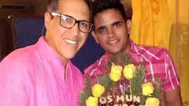 Jesús Rivas enaltece el amor con sus arreglos frutales Jesús Rivas enaltece el amor con sus arreglos frutales