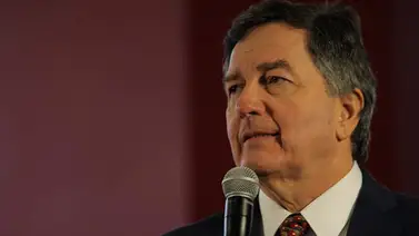 Canciller chileno defiende decisión de no nombrar embajador en Venezuela Canciller chileno defiende decisión de no nombrar embajador en Venezuela