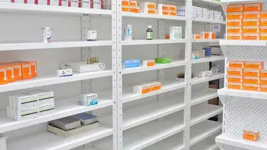 Alertan cierre de al menos 100 farmacias Alertan cierre de al menos 100 farmacias