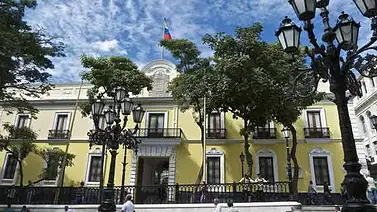 Gobierno afirma que EEUU busca expandir cerco económico a Venezuela Gobierno afirma que EEUU busca expandir cerco económico a Venezuela