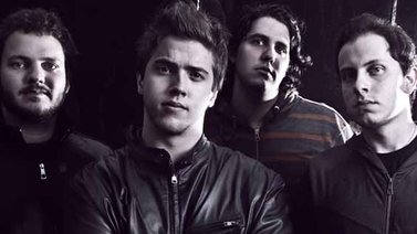 Viniloversus tiene nuevo tema promocional titulado "La Huella"