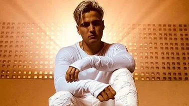 Gustavo Elis estrenó su nuevo tema "No me dejes solo" (+Video)