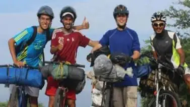 Cuatro venezolanos llegan a Perú pedaleando en bicicleta (+Fotos) Cuatro venezolanos llegan a Perú pedaleando en bicicleta (+Fotos)