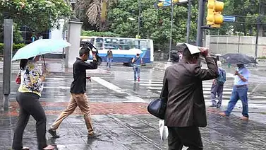 Lloviznas y lluvias aisladas se prevén este martes en casi todo el país Lloviznas y lluvias aisladas se prevén este martes en casi todo el país