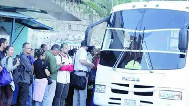 Ministro de Transporte había sido advertido del colapso del servicio desde 2015 Ministro de Transporte había sido advertido del colapso del servicio desde 2015