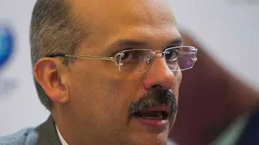 Abogado venezolano rompió récord Guinness por impartir clase durante más de 24 horas Abogado venezolano rompió récord Guinness por impartir clase durante más de 24 horas