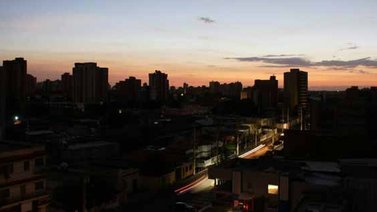 Varias zonas del Zulia llevan más de dos horas sin luz