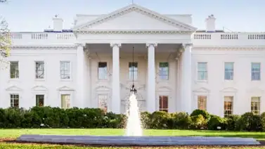 Una persona presuntamente se dispara frente a la Casa Blanca Una persona presuntamente se dispara frente a la Casa Blanca