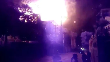 Fuertes llamas de incendio en Barquisimeto arrasaron con edificio en construcción (+Video)