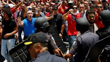 Cientos de personas se manifiestan contra la inseguridad en Río de Janeiro Cientos de personas se manifiestan contra la inseguridad en Río de Janeiro